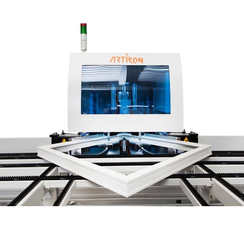 Linie de Automatizare pentru Sudare 4 Capete și Curațare CNC a Colțurilor - SL901